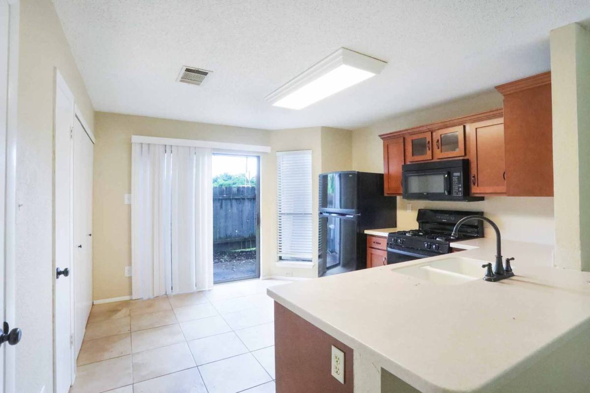 Condo for rent at 1411 Gracy Farms Lane #76, Austin, TX 78758