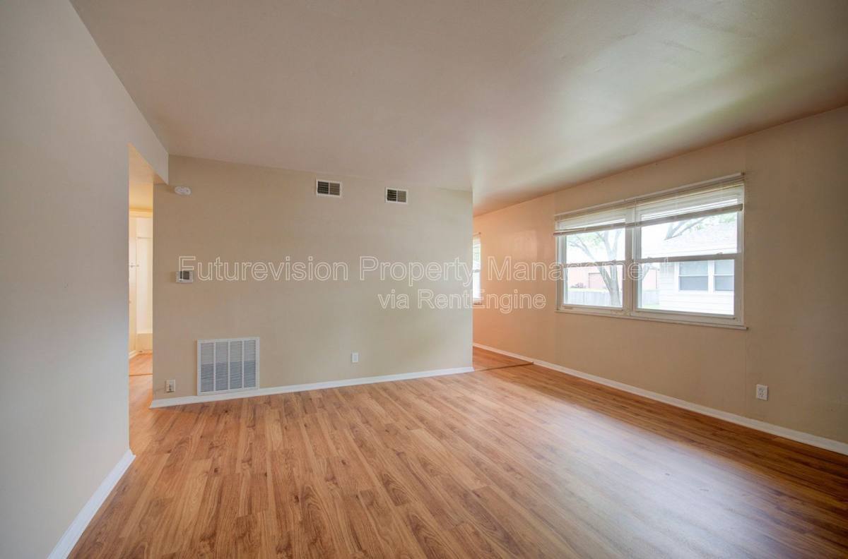 Apartment for rent at 1315 Argo Lane #4, Lockport, IL 60441