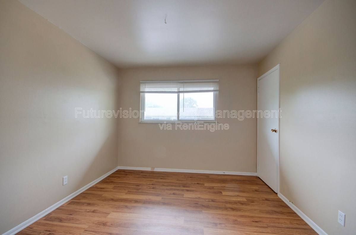 Apartment for rent at 1315 Argo Lane #4, Lockport, IL 60441