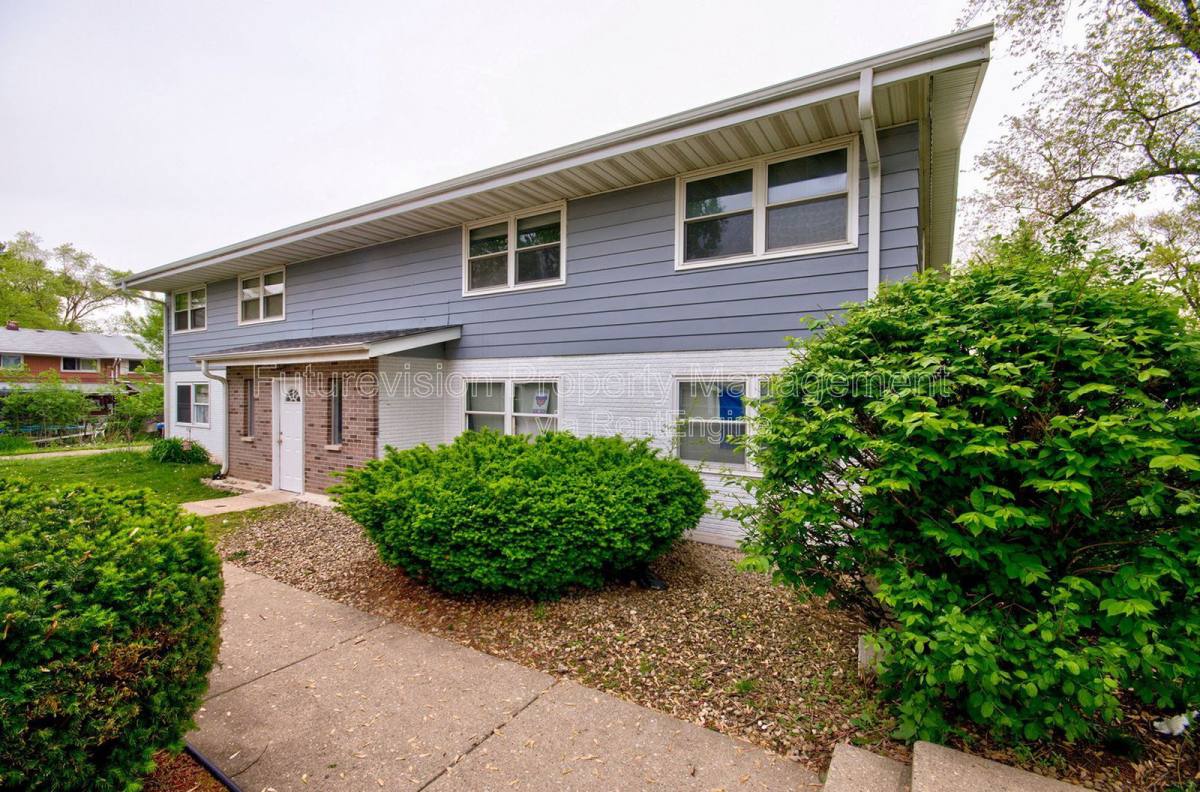 Apartment for rent at 1315 Argo Lane #4, Lockport, IL 60441