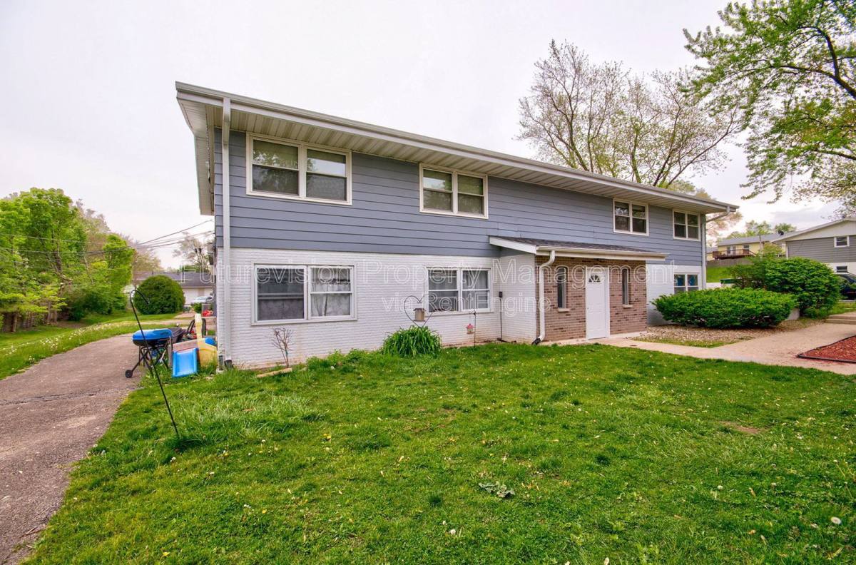 Apartment for rent at 1315 Argo Lane #4, Lockport, IL 60441