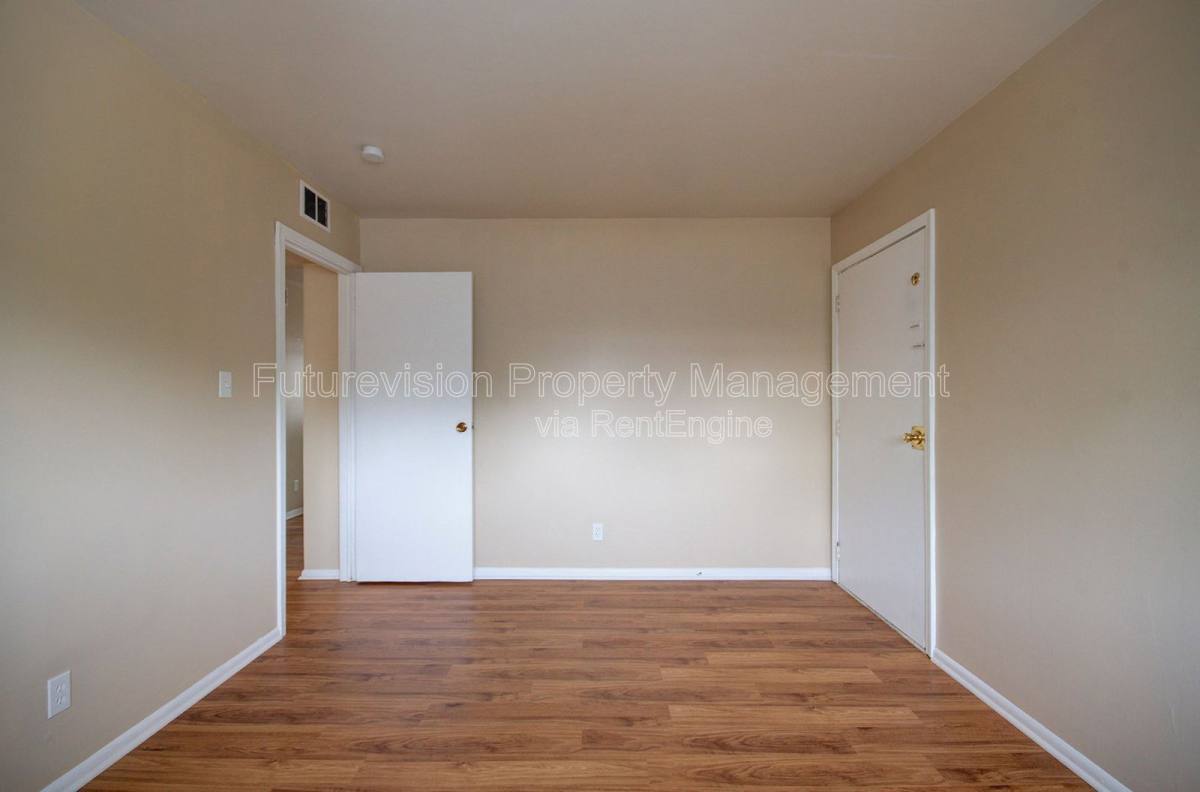 Apartment for rent at 1315 Argo Lane #4, Lockport, IL 60441