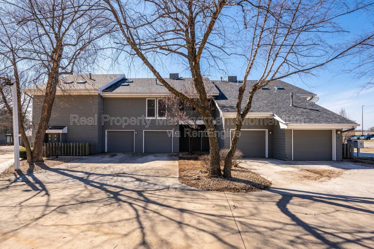 Condo for rent at 930 E Primrose St #A2, Springfield, MO 65807