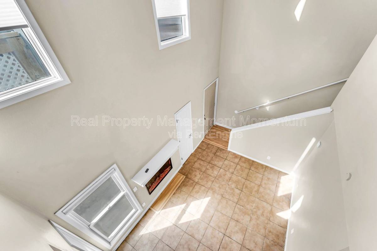 Condo for rent at 930 E Primrose St #A2, Springfield, MO 65807