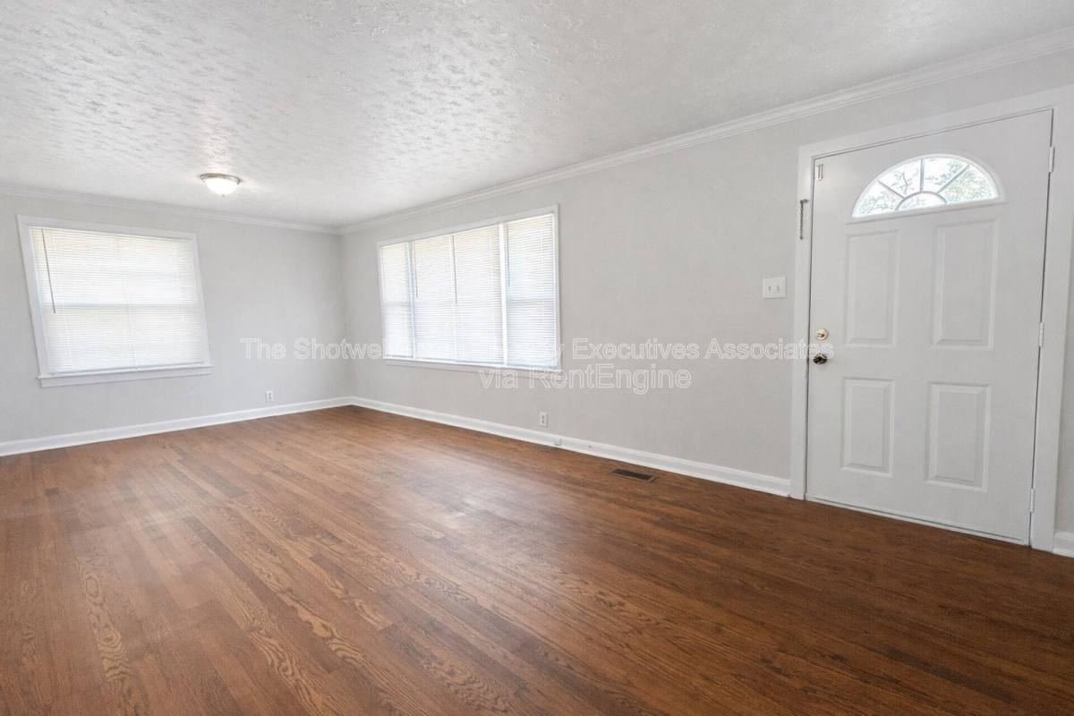 House for rent at 5705 Davida Rd NW, Knoxville, TN 37912