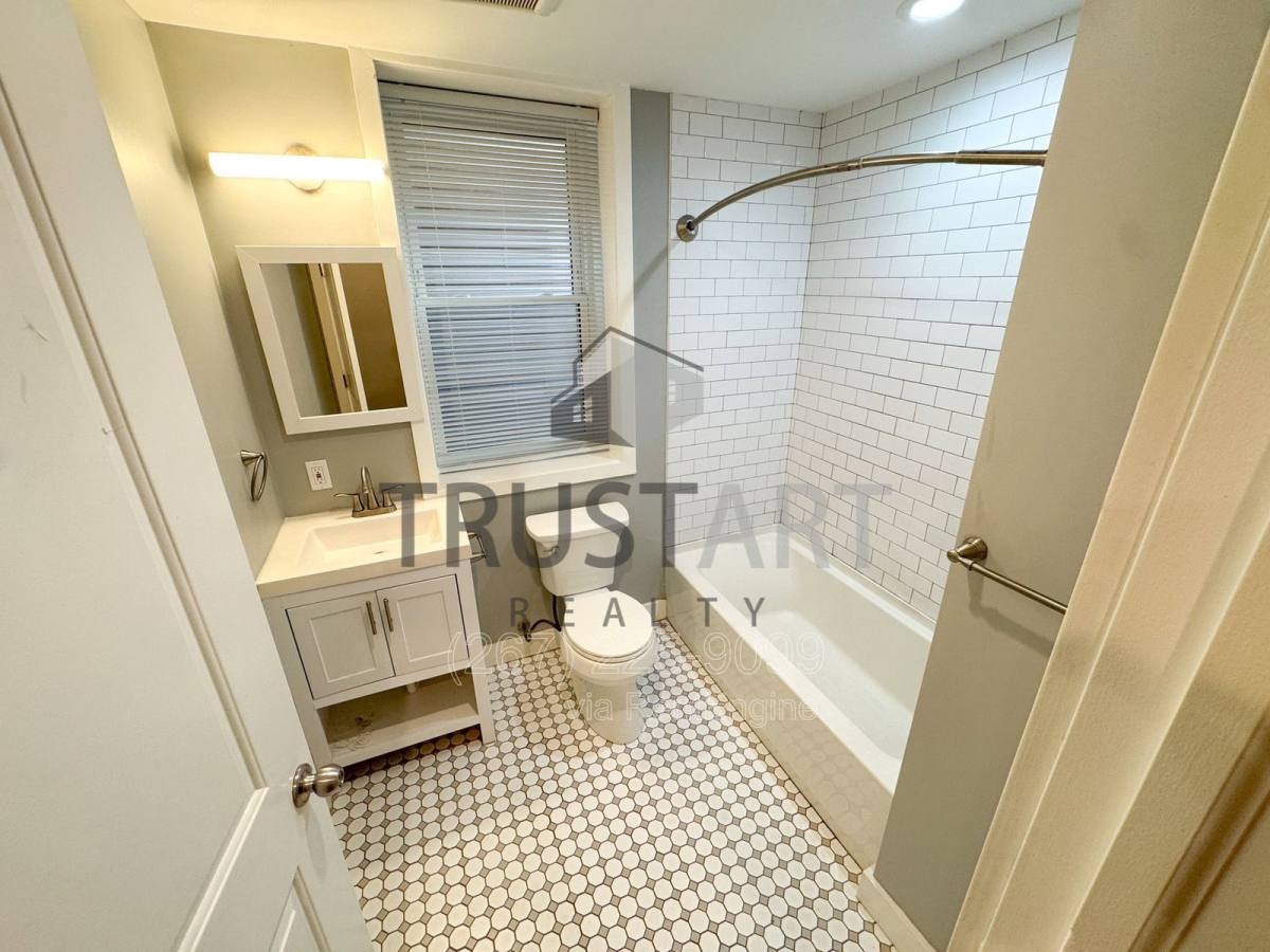 Apartment for rent at 1712 N Marshall St #1, Philadelphia, PA 19122