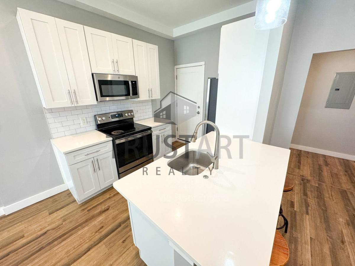 Apartment for rent at 1712 N Marshall St #1, Philadelphia, PA 19122