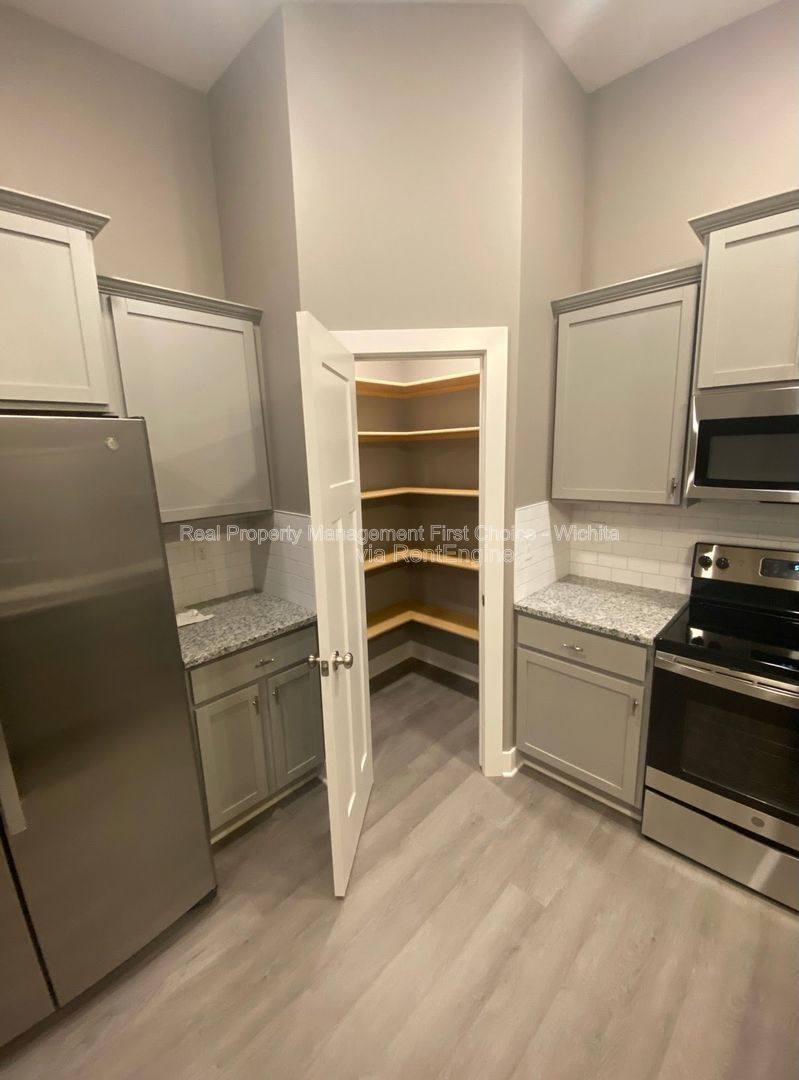 Townhouse for rent at 3318 W 45th St S, Wichita, KS 67217