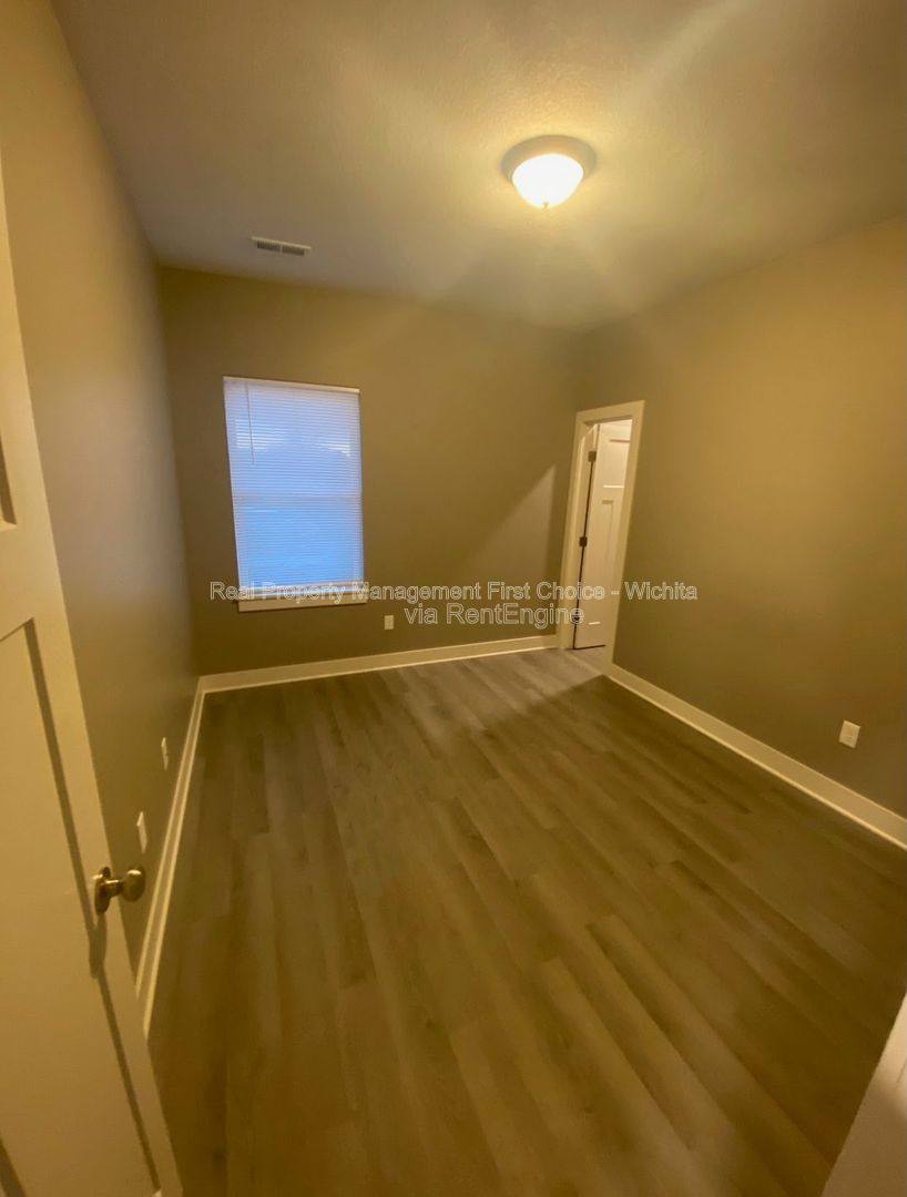 Townhouse for rent at 3318 W 45th St S, Wichita, KS 67217