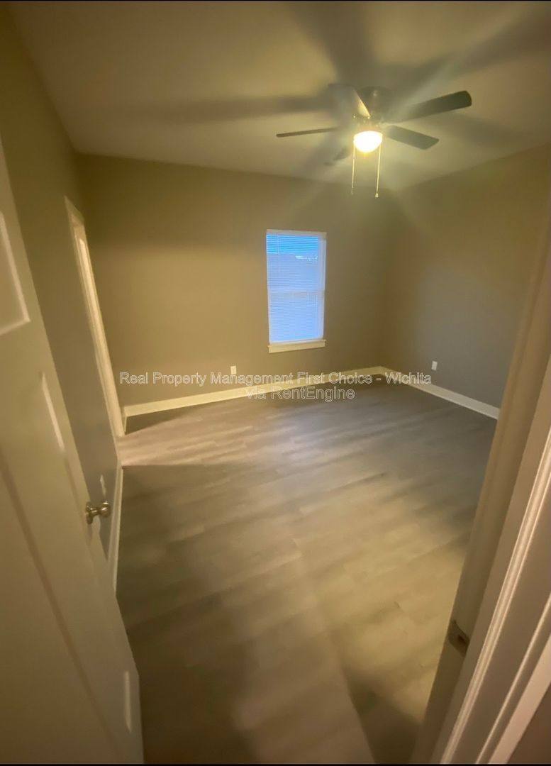 Townhouse for rent at 3318 W 45th St S, Wichita, KS 67217