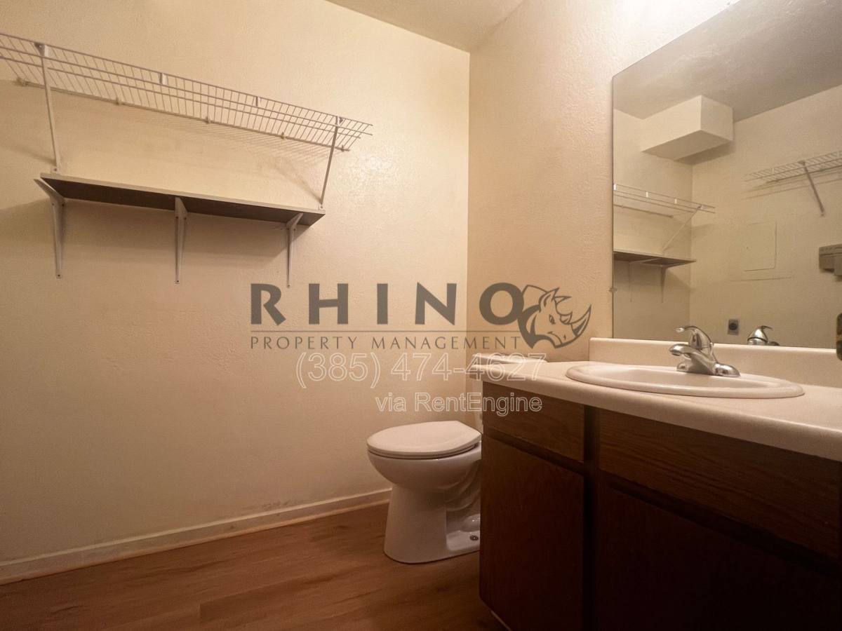 Townhouse for rent at 463 N 1465 W, Salt Lake City, UT 84116