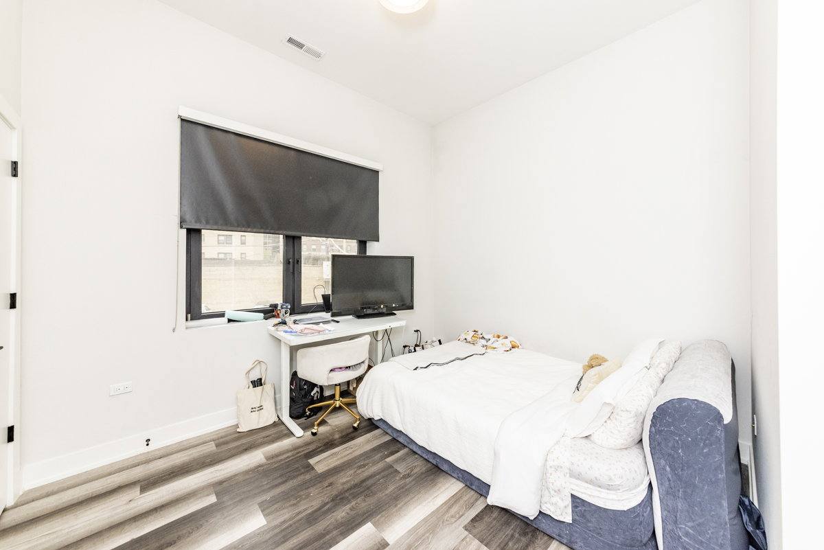 Apartment for rent at 2317 N Clark St #307, Chicago, IL 60614