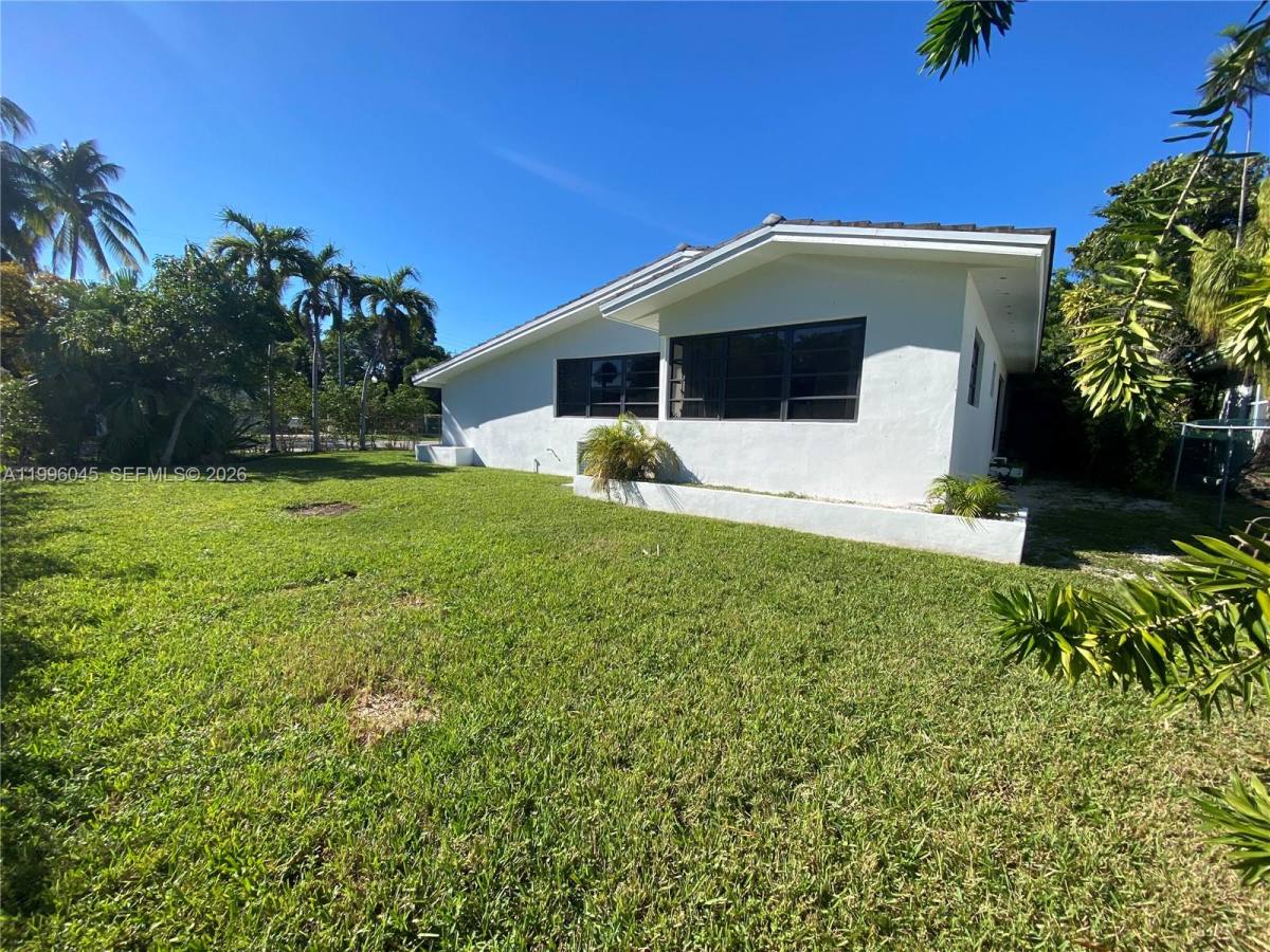 House for rent at 1101 Bay Dr #SFH, Miami Beach, FL 33141