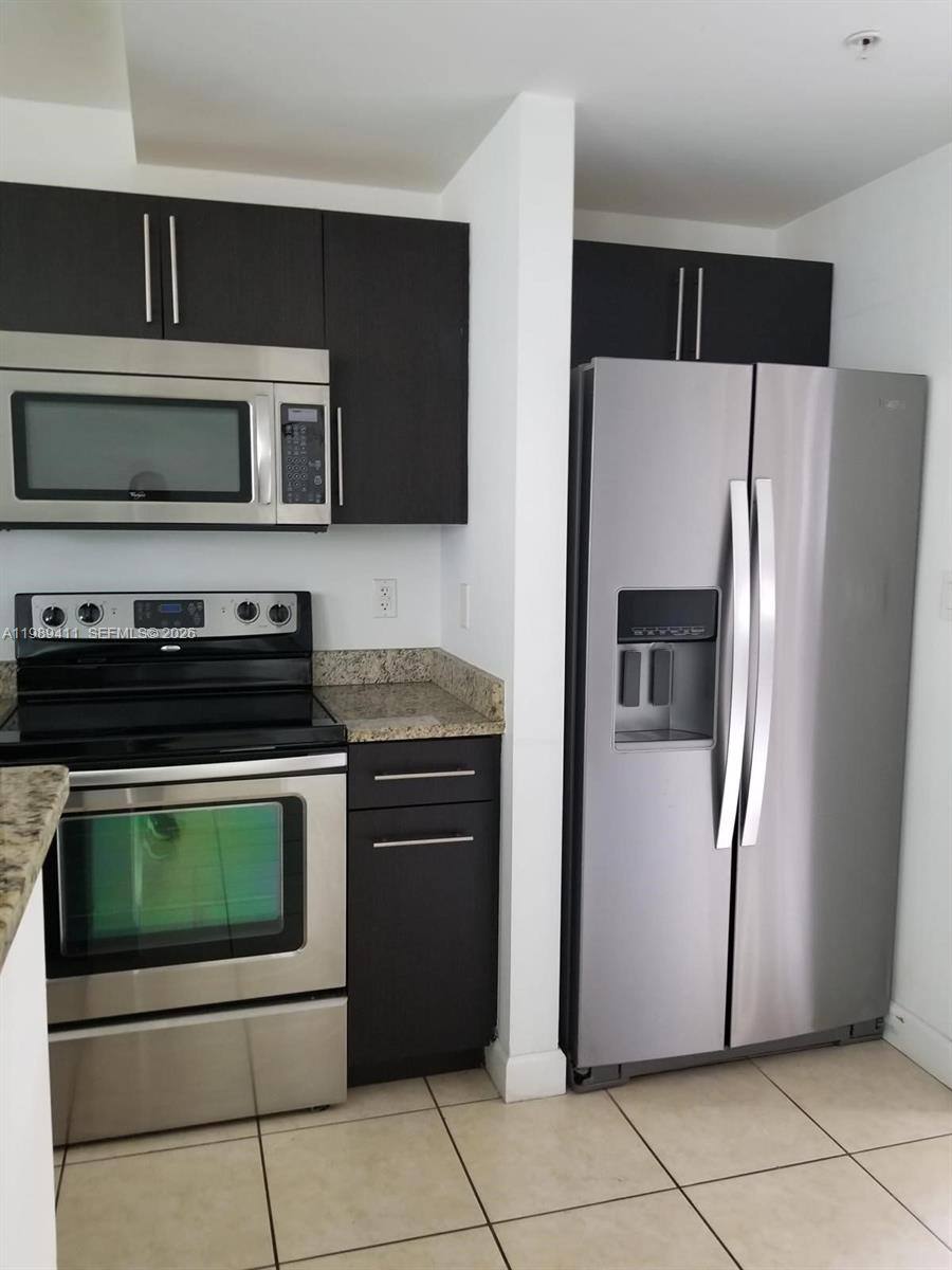 Townhouse for rent at 40 Calabria Ave #101, Miami, FL 33134