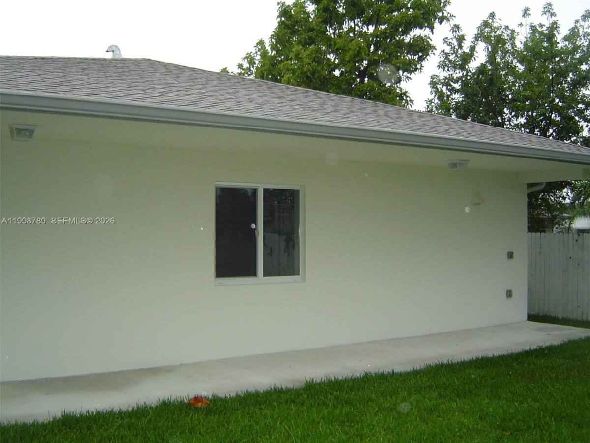 Apartment for rent at 1153 SW 13th St, Miami, FL 33129