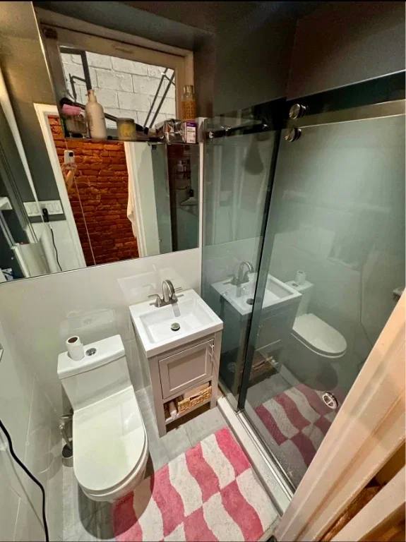 Apartment for rent at 57 Thompson St #1B, New York, NY 10012