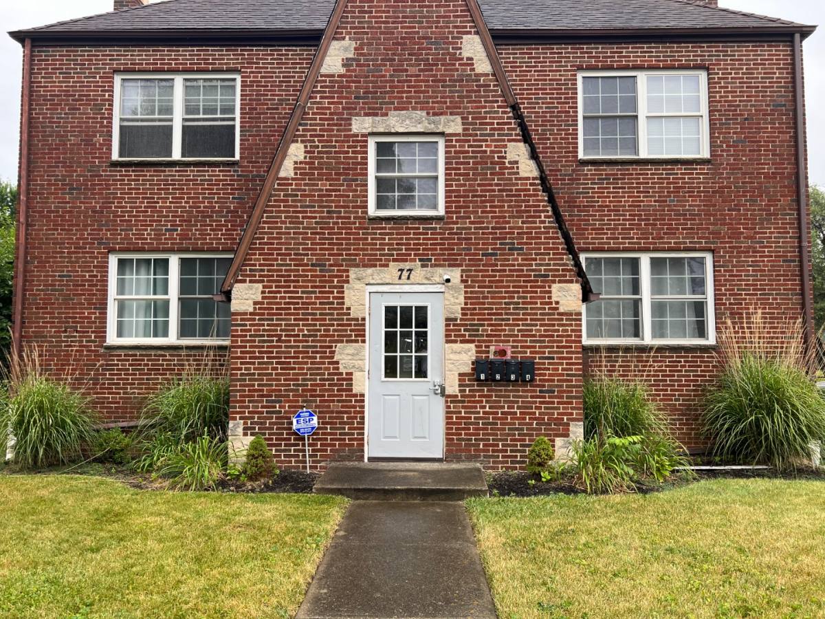 Apartment for rent at 77 N Huron Ave, Columbus, OH 43204