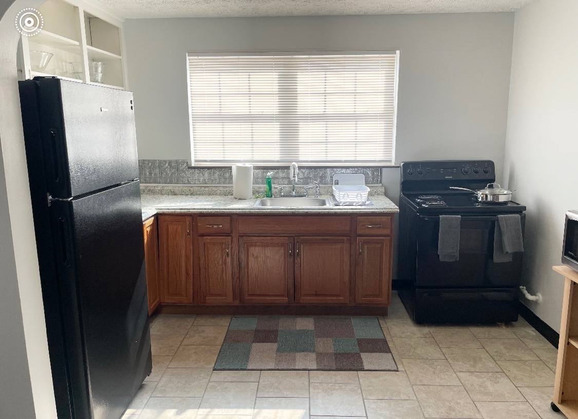 Apartment for rent at 77 N Huron Ave, Columbus, OH 43204