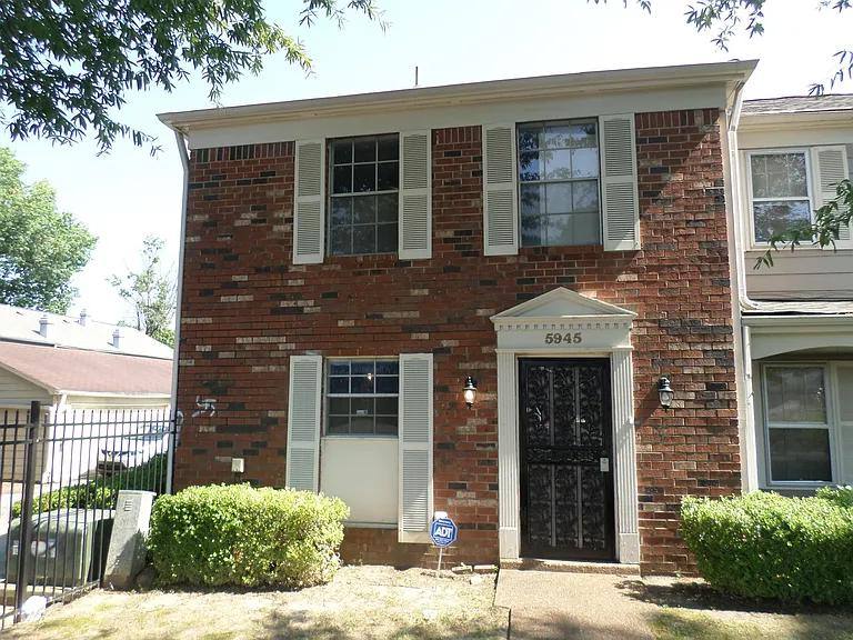 Townhouse for rent at 5945 Swaying Pine, Memphis, TN 38115