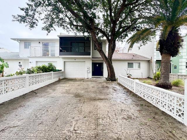 Townhouse for rent at 4 Colonial Dr, Cocoa Beach, FL 32931