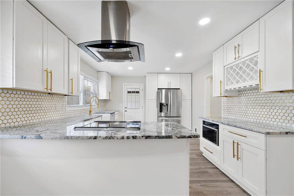 House for rent at 3400 Lower Roswell Rd, Marietta, GA 30068