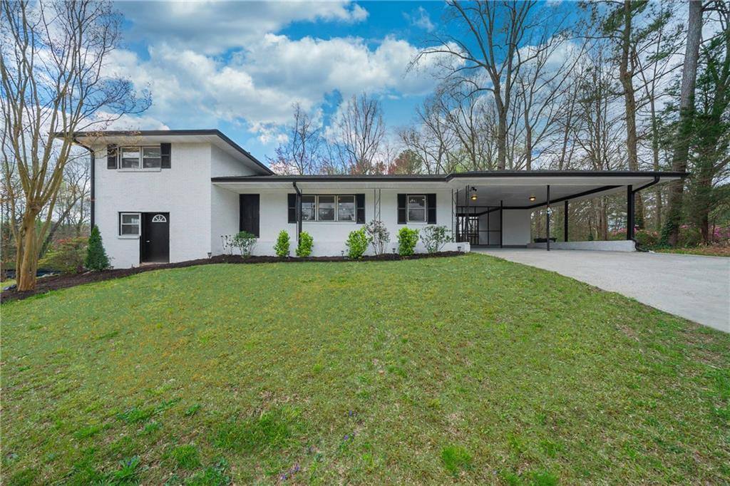 House for rent at 3400 Lower Roswell Rd, Marietta, GA 30068