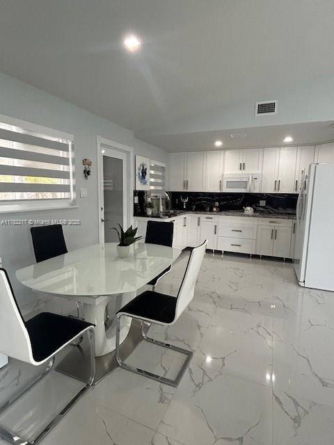 House for rent at 871 SE 4th Place, Hialeah, FL 33010
