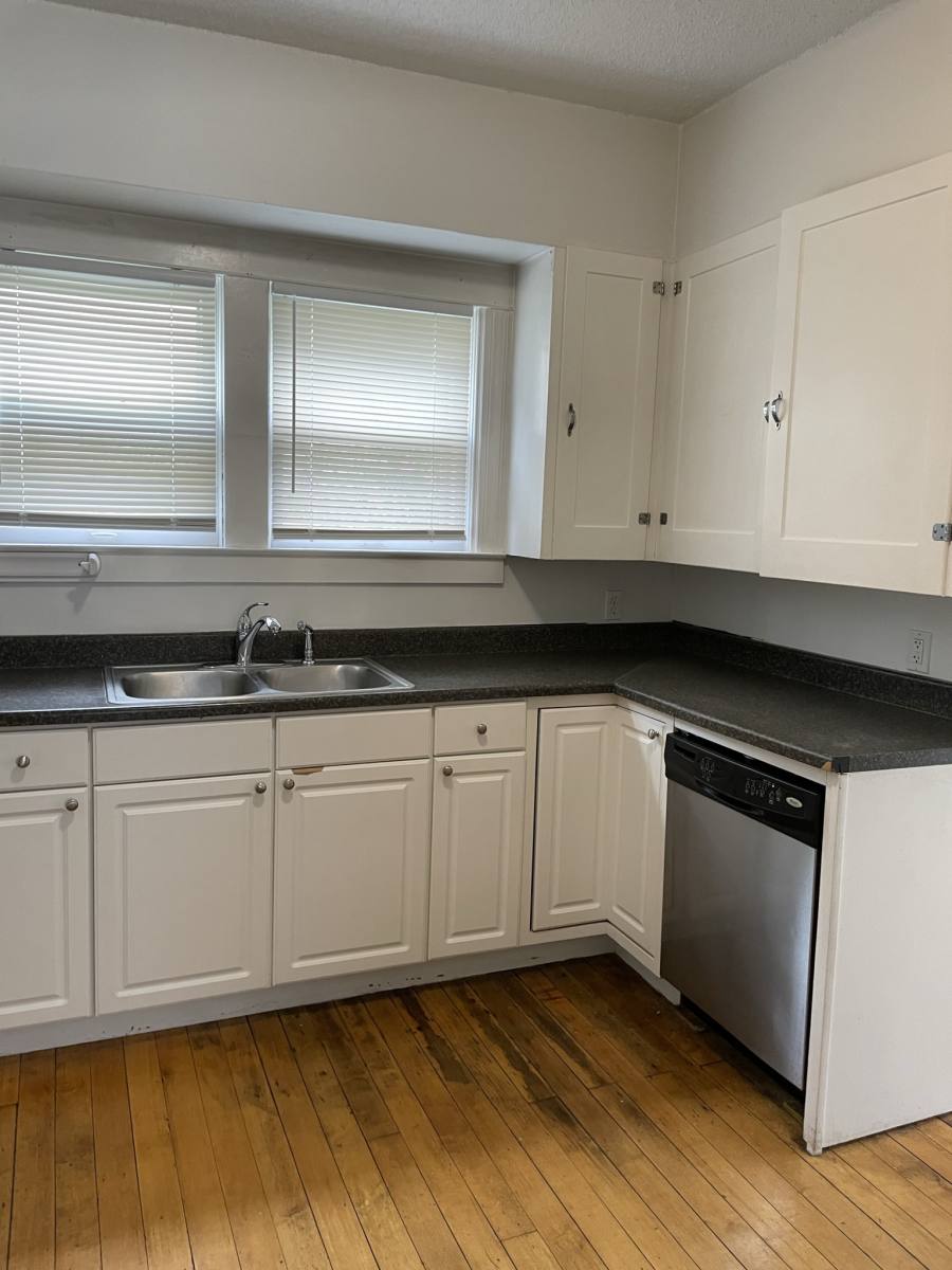 House for rent at 607 Minor Ave, Kalamazoo, MI 49008
