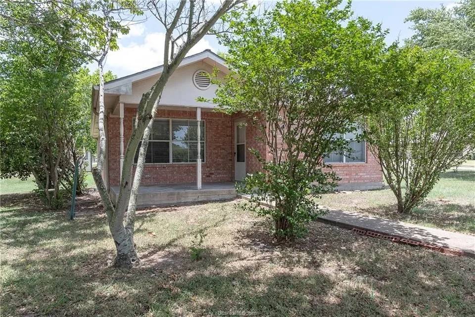 House for rent at 421 Edward St, College Station, TX 77840