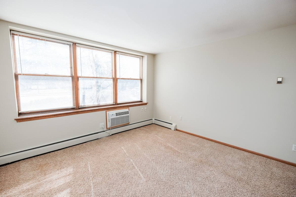 Apartment for rent at King's Highway, 3548 Dupont Ave S #209, Minneapolis, MN 55408