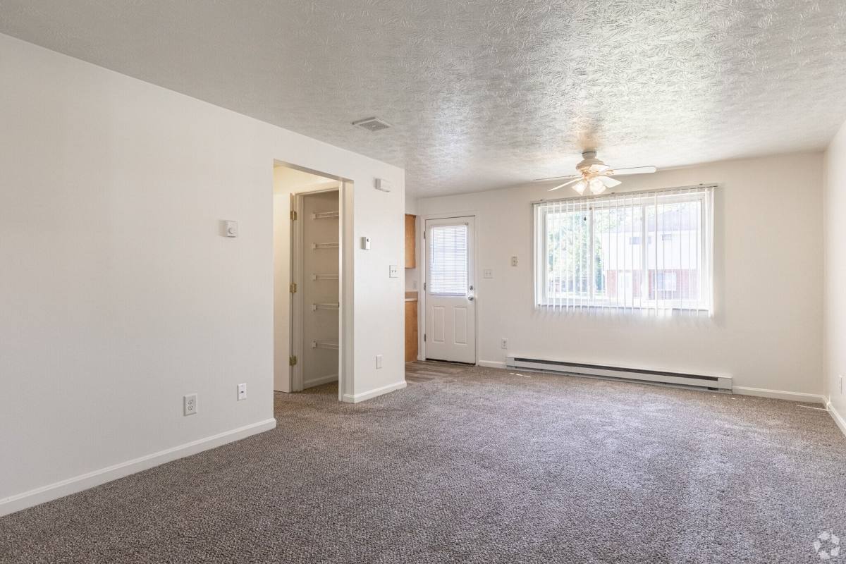 Apartment for rent at Broadmoor, 247-257 Burman Ave #249, Dayton, OH 45426