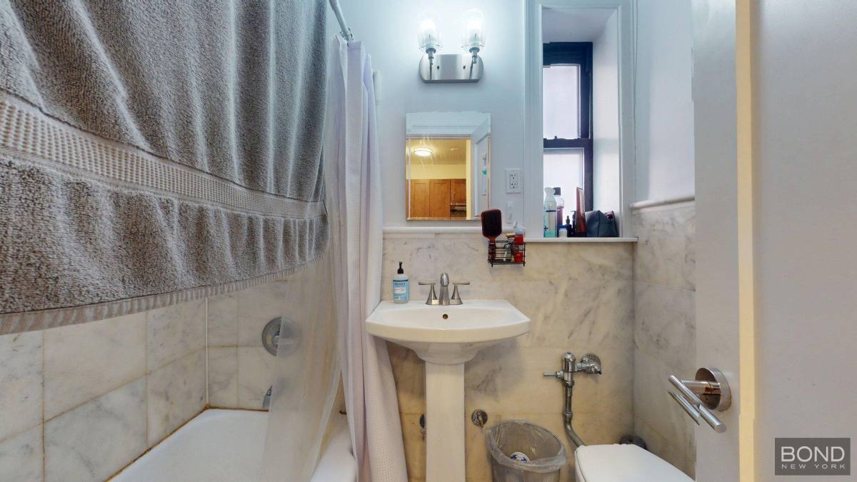 Apartment for rent at 163 W 17th St #5F, New York, NY 10011