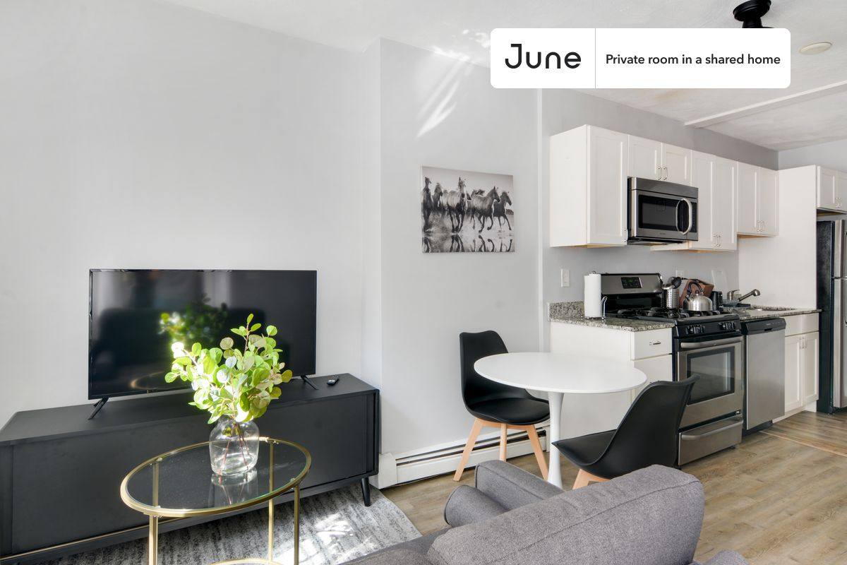 Apartment for rent at 36 N Bennet St #C, Boston, MA 02113
