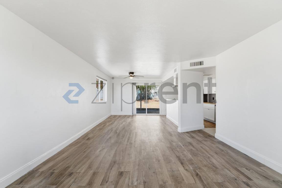 House for rent at 9037 N 14th St, Phoenix, AZ 85020