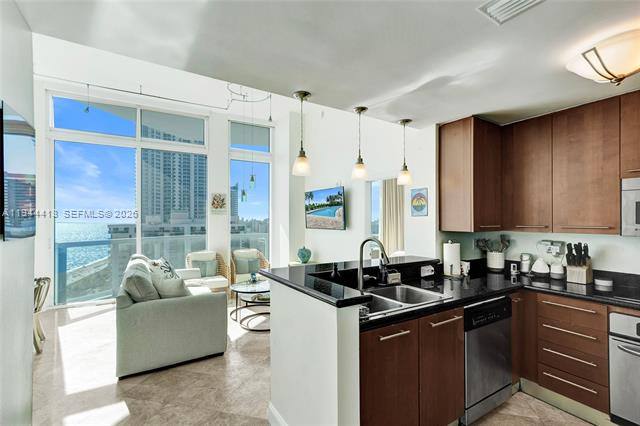 Apartment for rent at 6515 Collins Ave #1806, Miami Beach, FL 33141