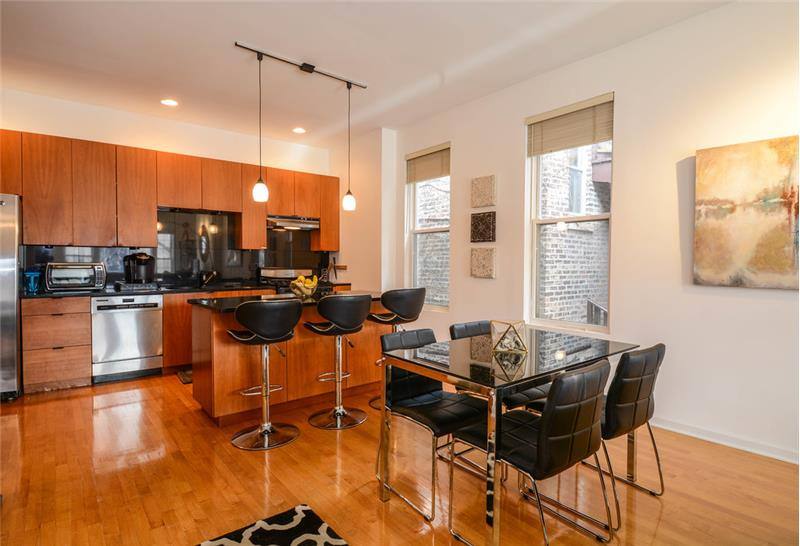 Apartment for rent at 1407 N Wicker Park Ave #1, Chicago, IL 60622
