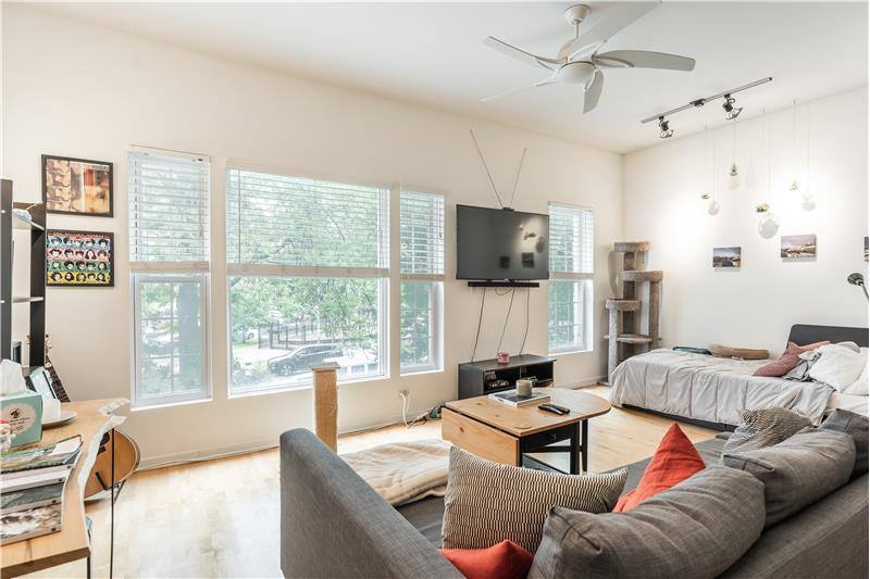 Apartment for rent at 1407 N Wicker Park Ave #1, Chicago, IL 60622