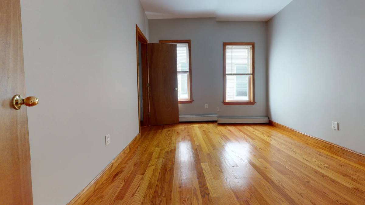 Apartment for rent at 31 Portsmouth St #1L, Cambridge, MA 02141