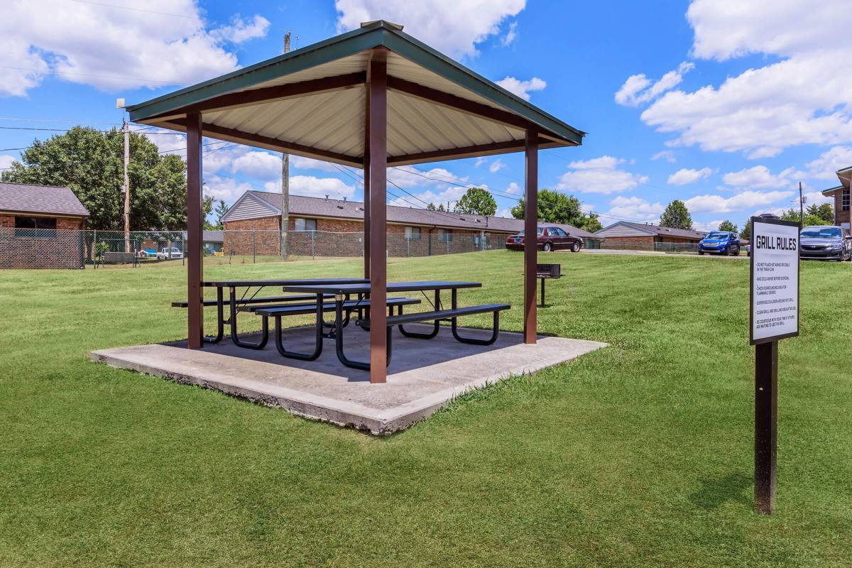 Apartment for rent at Bridgewater Retreat, 1920 Bowater Dr, Kingsport, TN 37660