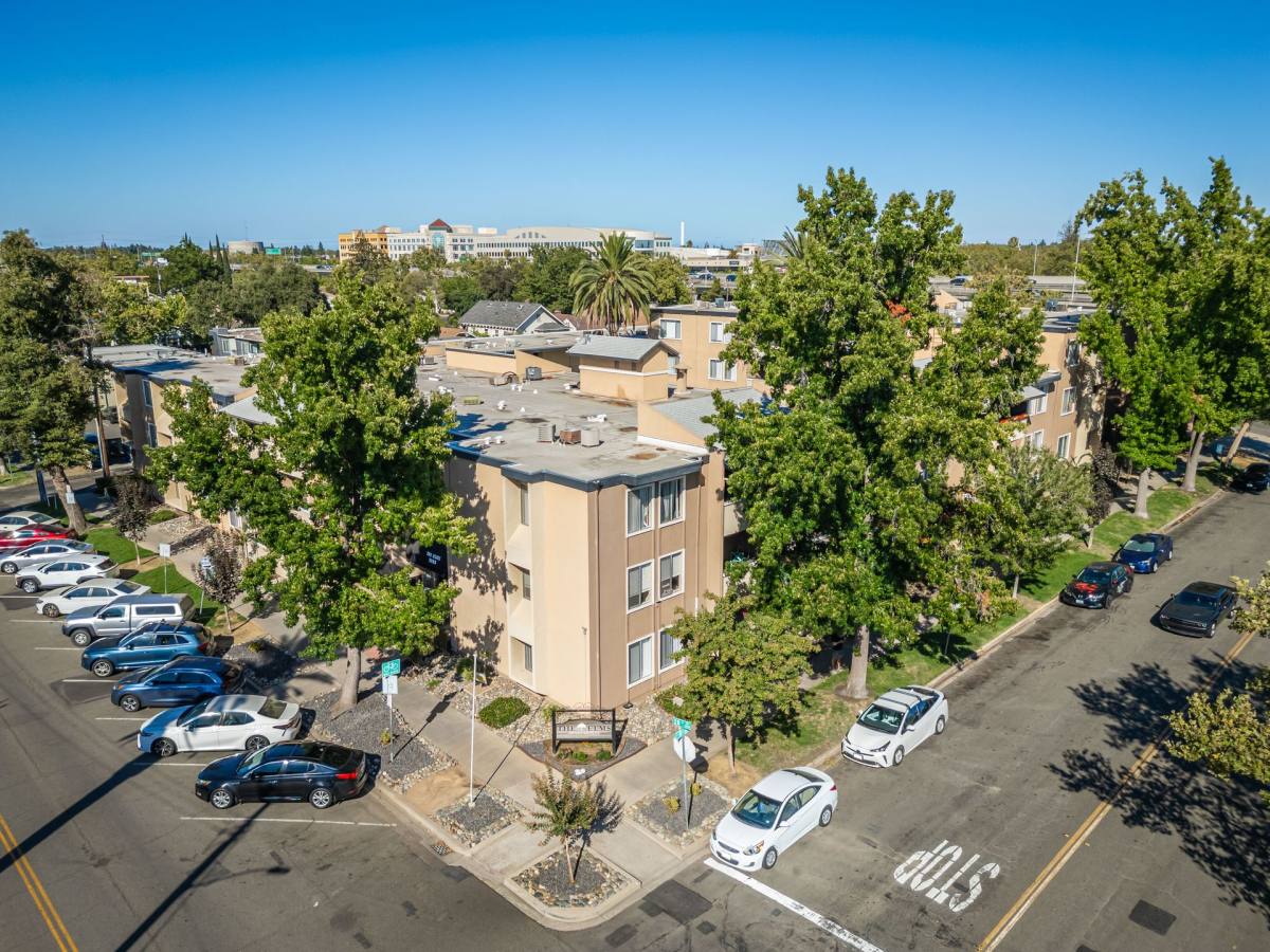 Apartment for rent at 2025 28th St, Sacramento, CA 95818