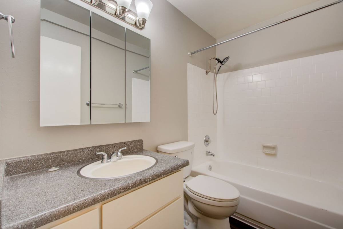 Apartment for rent at 2025 28th St, Sacramento, CA 95818
