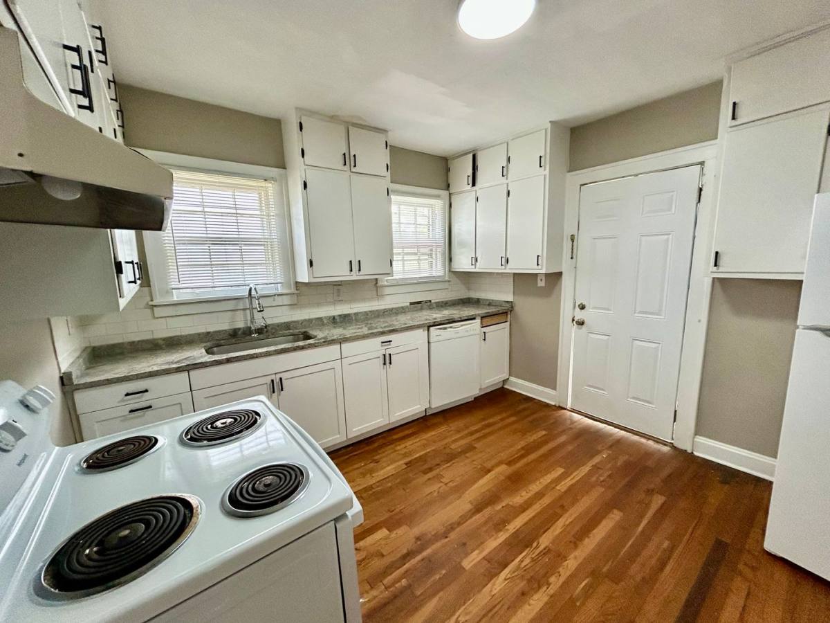 House for rent at 321 S 3rd St, Richmond, KY 40475