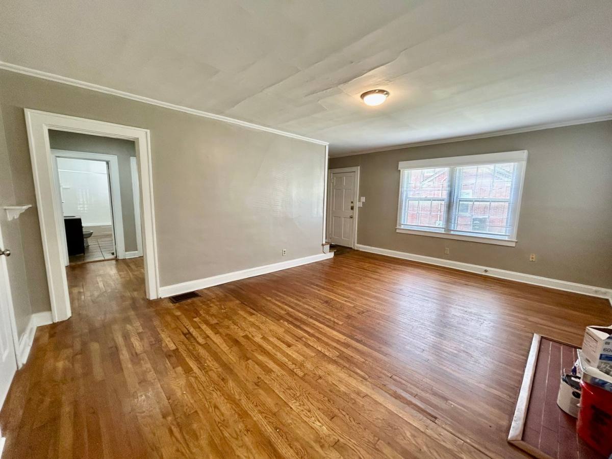 House for rent at 321 S 3rd St, Richmond, KY 40475