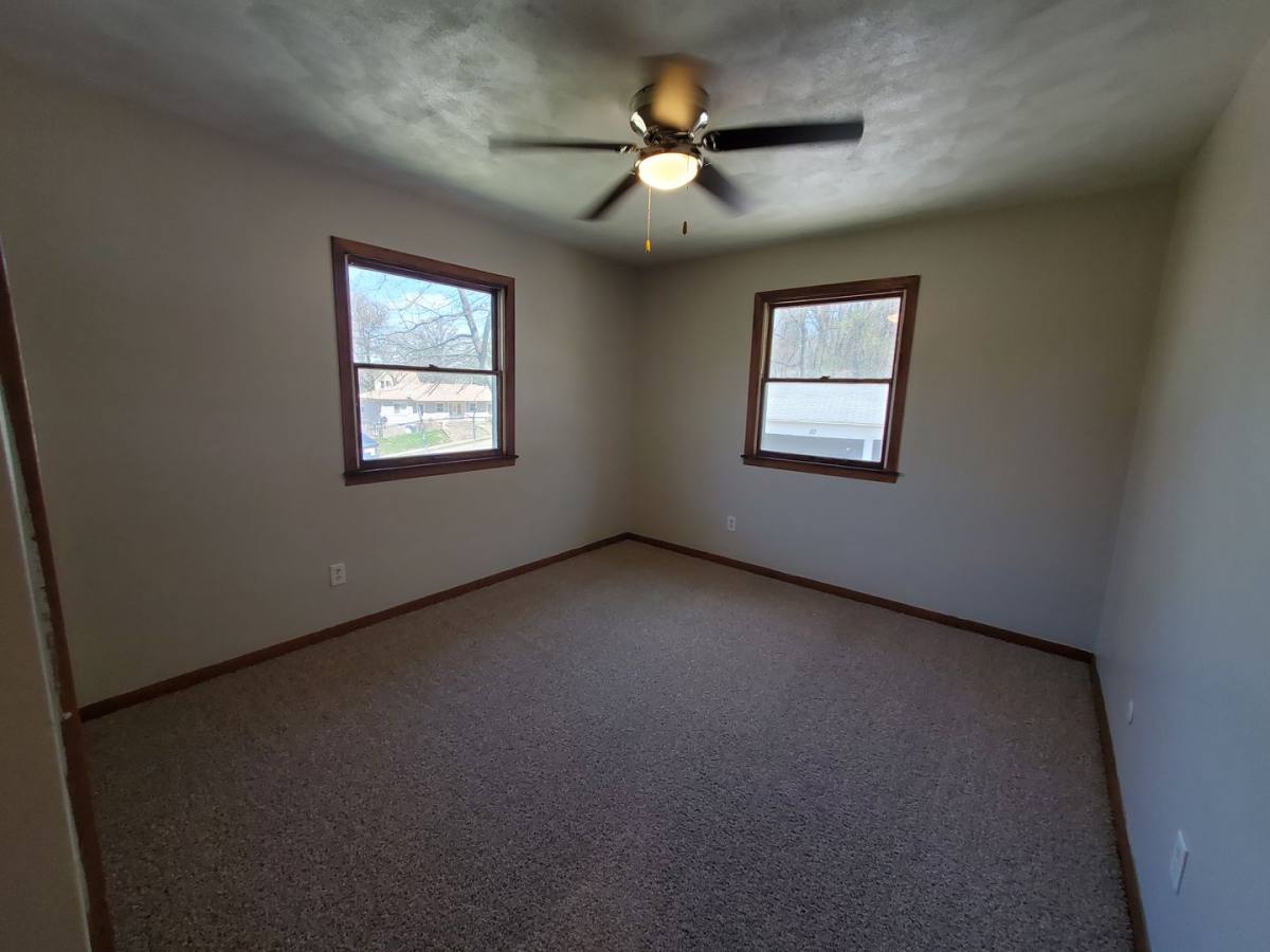 Apartment for rent at 1450 18th Ave, Rock Island, IL 61201