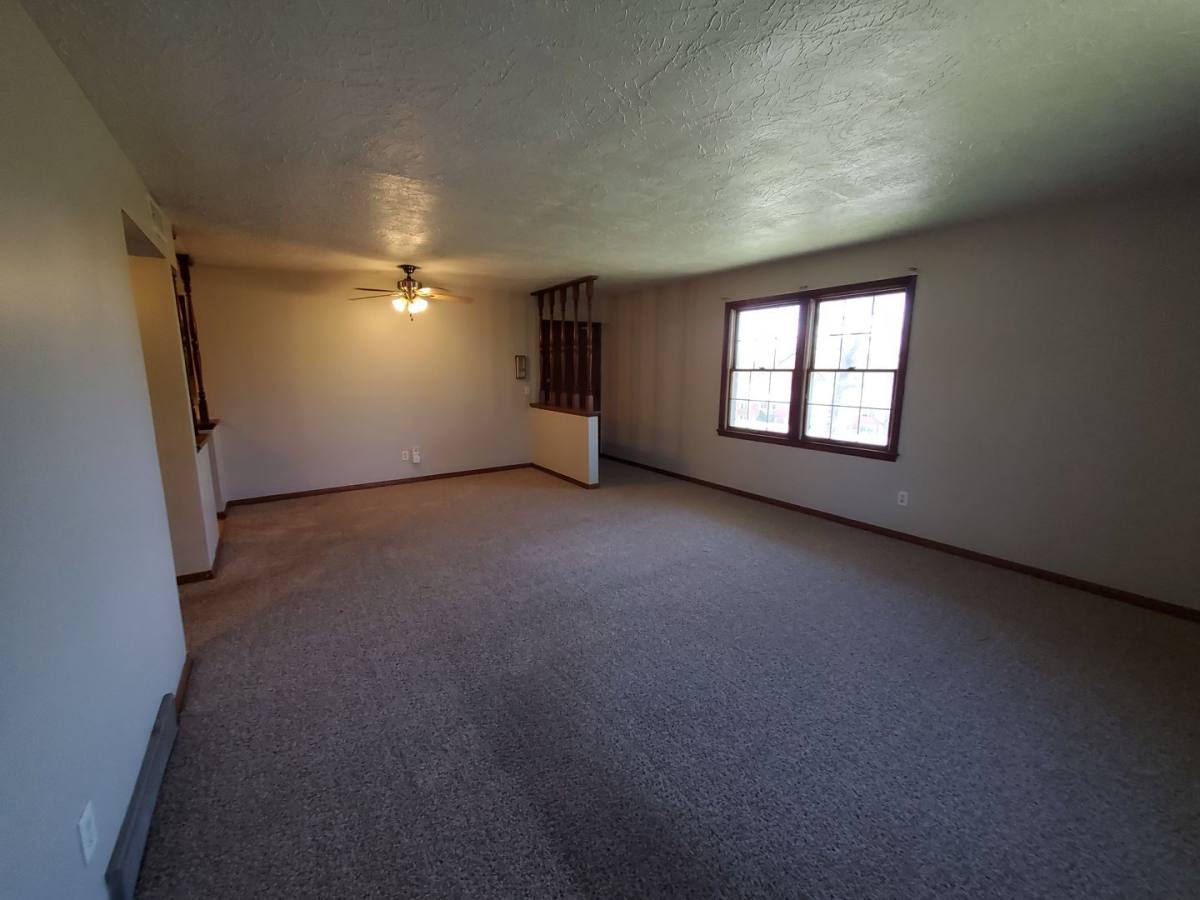 Apartment for rent at 1450 18th Ave, Rock Island, IL 61201