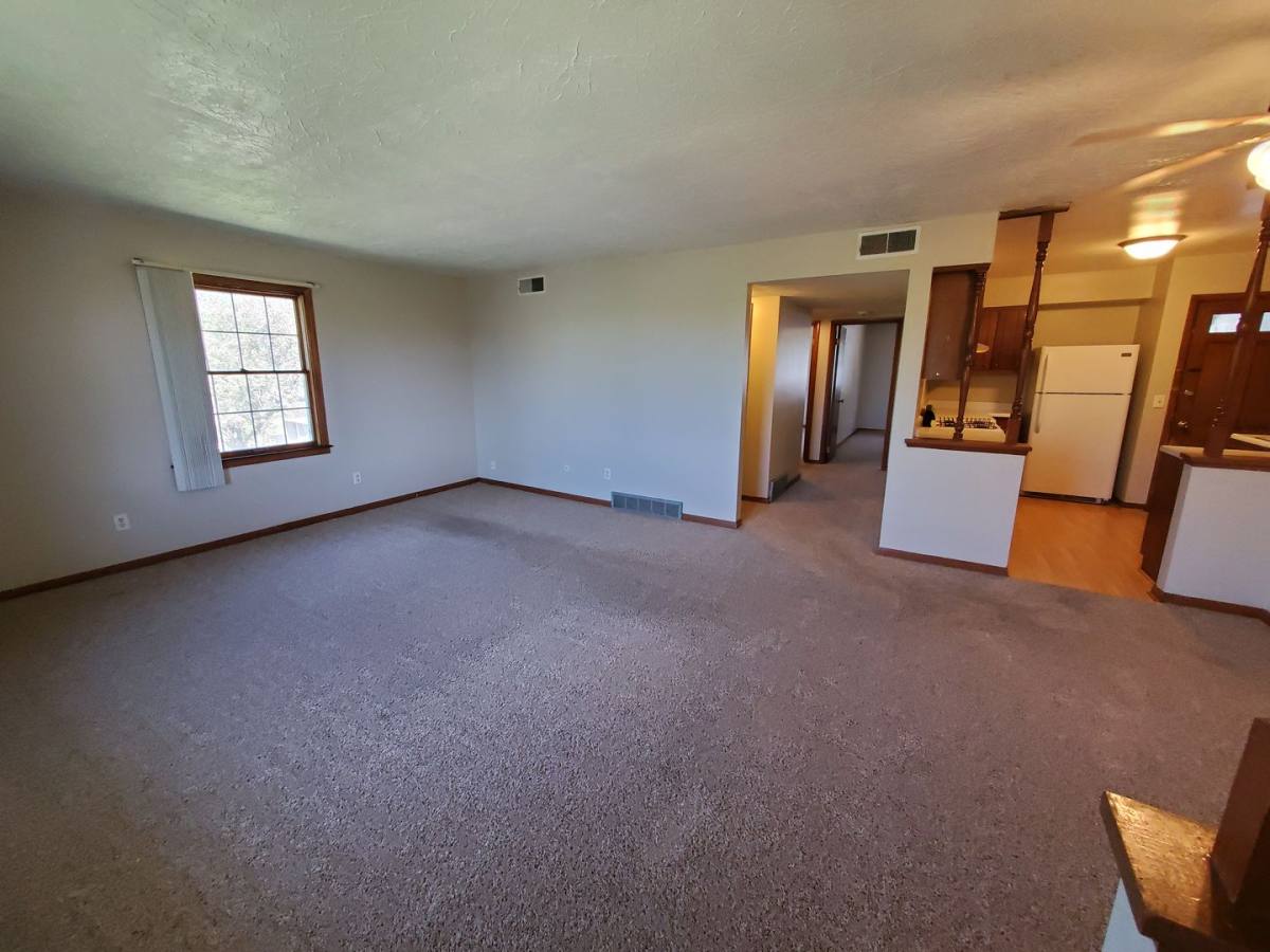 Apartment for rent at 1450 18th Ave, Rock Island, IL 61201