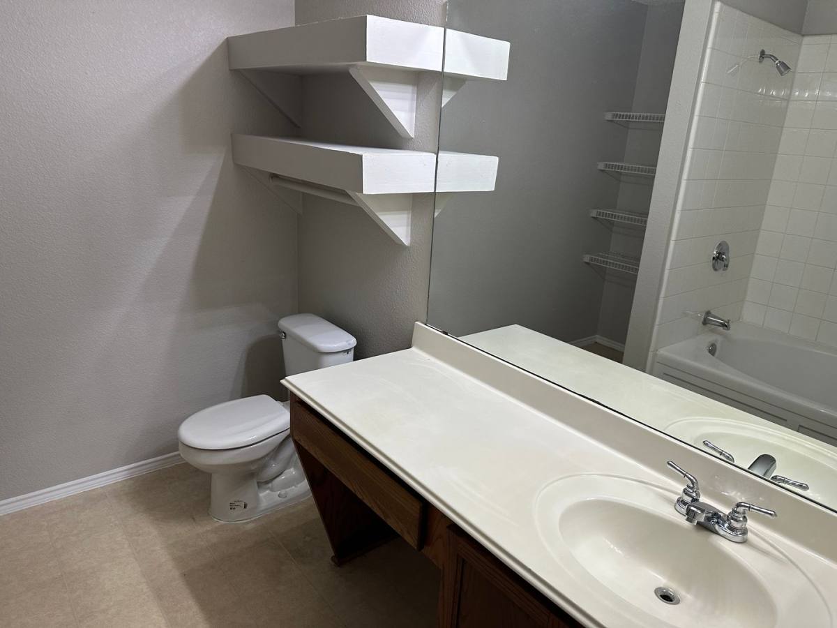 House for rent at 9328 Goldenview Dr, Keller, TX 76244