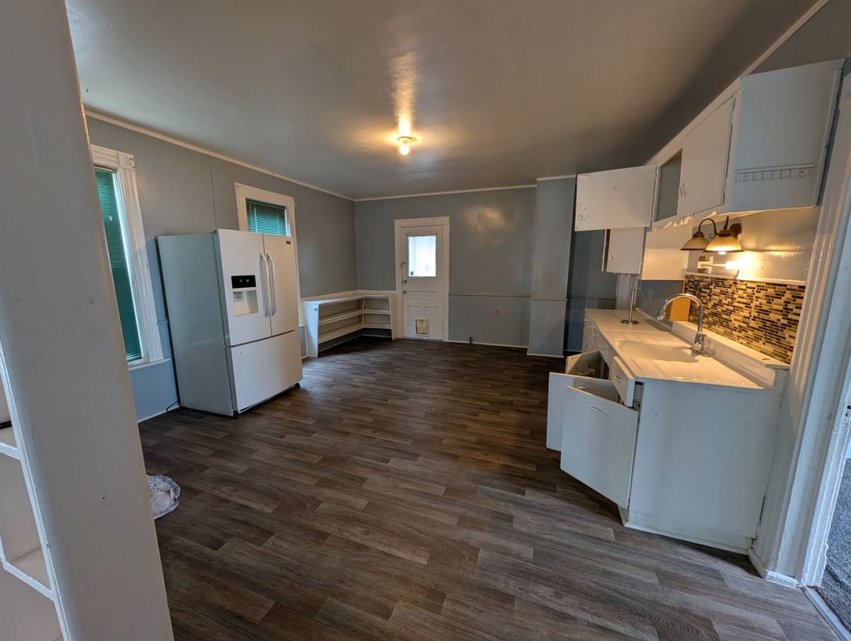 Apartment for rent at 614 E 22nd St, Erie, PA 16503