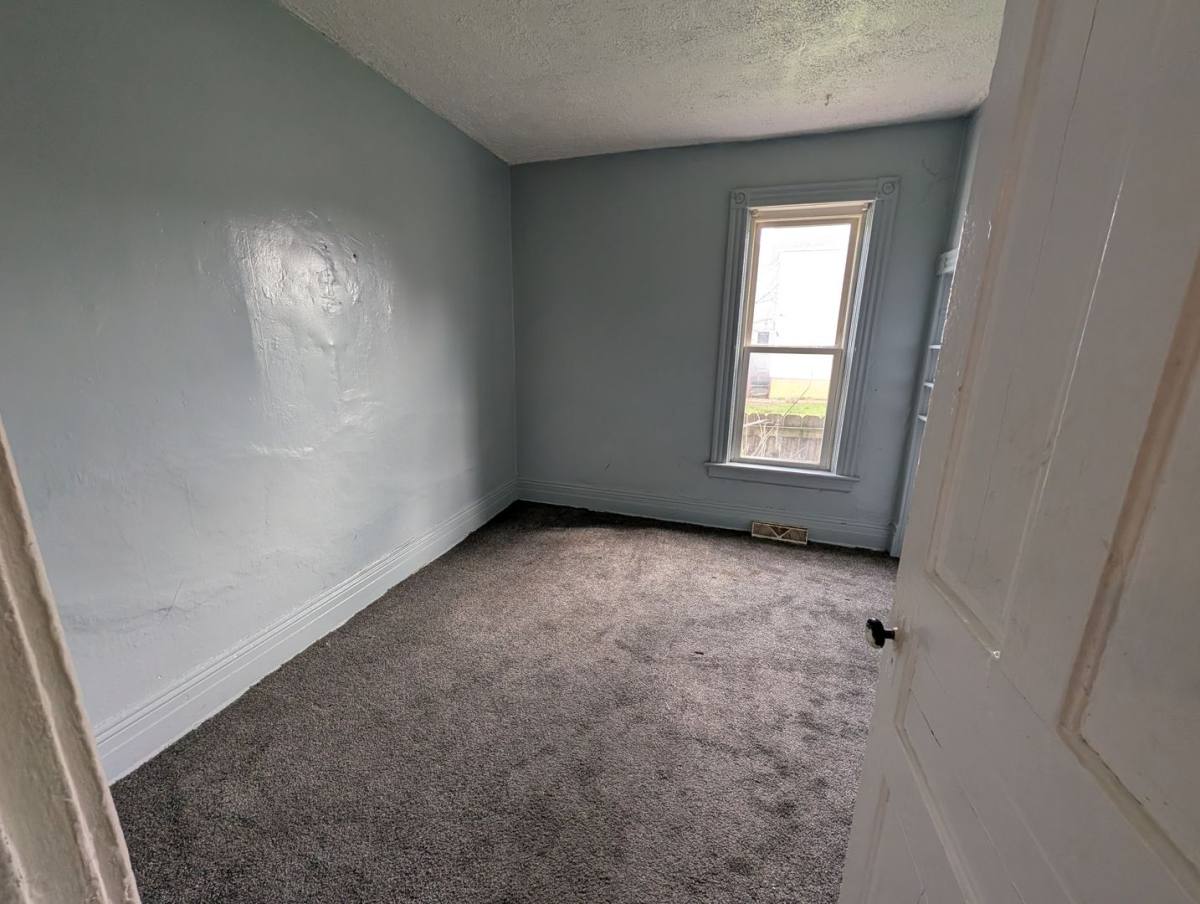 Apartment for rent at 614 E 22nd St, Erie, PA 16503
