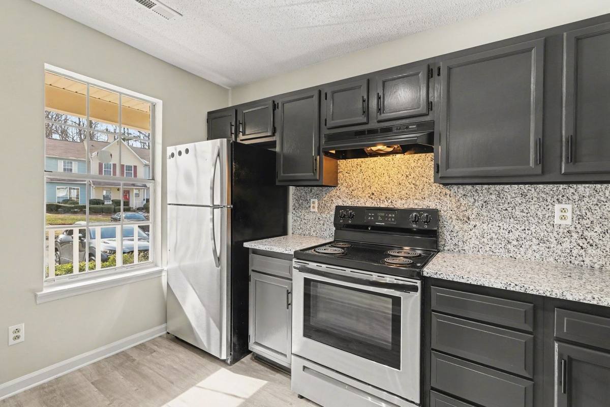 Townhouse for rent at 6227 Windsor Gate Lane, Charlotte, NC 28215